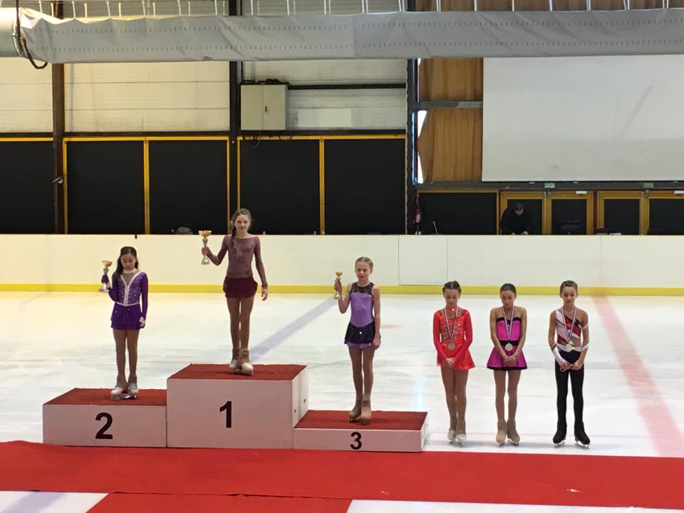 N1 Minimes Dames - Emma 1ère, Clémence 6ème, Estée 7ème